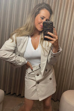 Afbeelding in Gallery-weergave laden, Ivory trench set