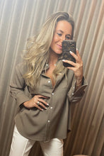 Afbeelding in Gallery-weergave laden, Taupe blouse