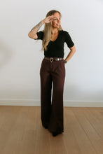 Afbeelding in Gallery-weergave laden, Luna Aubergine Trousers