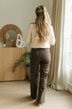 Afbeelding in Gallery-weergave laden, Brown jeans with golden details