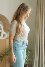 Afbeelding in Gallery-weergave laden, Taupe turtleneck top