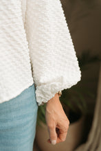 Afbeelding in Gallery-weergave laden, Textured White Button-Up Shirt