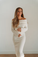 Afbeelding in Gallery-weergave laden, Ivory Off-Shoulder Knit dress
