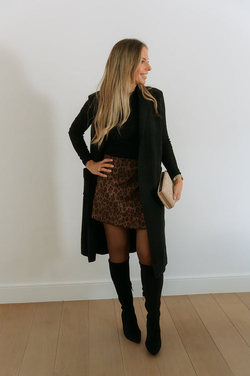 Jenthe Sleeveless Black Coat