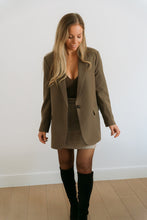 Afbeelding in Gallery-weergave laden, Jess Taupe Vest
