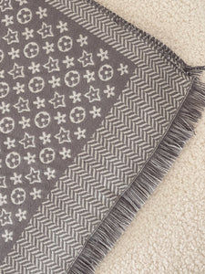 Grey Lou scarf