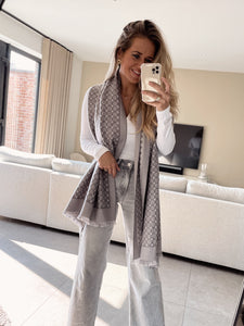 Grey Lou scarf